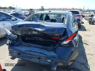 2019 Nissan Altima 2.5 SV with VIN 1N4BL4DVXKC192757, listed as a IAAI auction lot 41967586 with 31,066 mi miles. Bid and sale history available at carsss.com. Image 17.