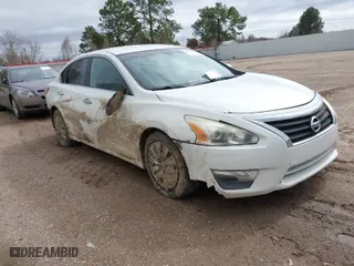 2013 Nissan Altima 2.5 SL with VIN 1N4AL3AP8DN544561, listed as a IAAI auction lot 41554647 with 159,176 mi miles. Bid and sale history available at carsss.com. Image 1.