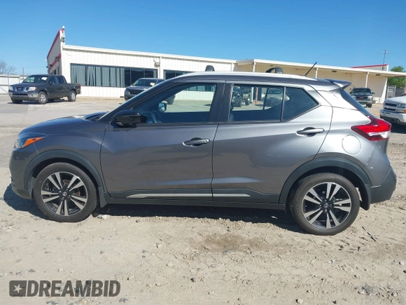 2020 Nissan Kicks SR with VIN 3N1CP5DV7LL514840, listed as a IAAI auction lot 41818362 with 77,891 mi miles. Bid and sale history available at carsss.com. Image 14.