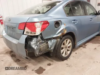 2011 Subaru Legacy Premium с VIN 4S3BMAC64B1237199, выставлен на аукционе IAAI как лот 41628612 с пробегом 253 131 миль миль и . История ставок и продаж доступна на DreamBid. Изображение 6.