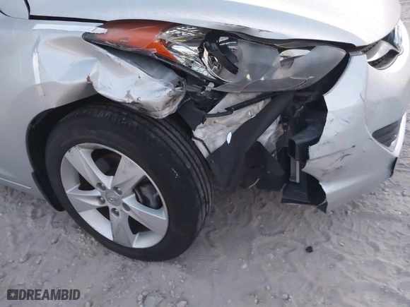 2013 Hyundai Elantra Limited PZEV with VIN 5NPDH4AE7DH352285, listed as a IAAI auction lot 41800551 with 120,171 mi miles. Bid and sale history available at carsss.com. Image 13.