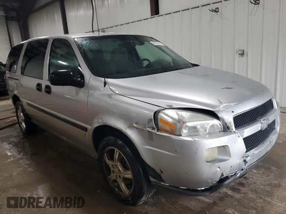 2008 Chevrolet Uplander LS z VIN 1GNDV23148D201091, wystawiony jako Copart lot #58570015 z przebiegiem 126 547 mil mil oraz Szkoda całkowita • Salvage title. Historia ofert i sprzedaży dostępna na DreamBid. Obrazek 4.