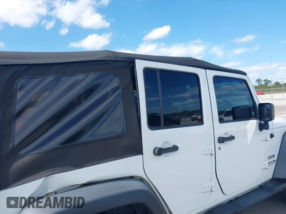 2018 Jeep Wrangler Unlimited Sport with VIN 1C4BJWDG6JL859089, listed as a IAAI auction lot 40600778 with 112,406 mi miles and . Bid and sale history available at DreamBid. Image 17.