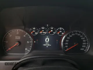 2015 GMC Yukon Denali with VIN 1GKS1CKJ0FR140877, listed as a Copart auction lot 50917985 with 180,726 mi miles and Salvage Title. Bid and sale history available at carsss.com. Image 9.