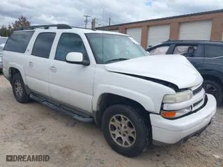 2005 Chevrolet Suburban LT with VIN 3GNEC16Z05G221875, listed as a IAAI auction lot 41723132 with 253,542 mi miles. Bid and sale history available at carsss.com. Image 1.