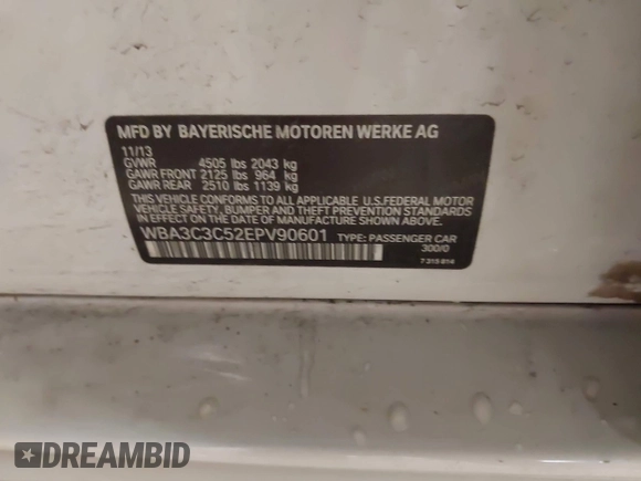 2014 BMW 3 Series 320i xDrive with VIN WBA3C3C52EPV90601, listed as a IAAI auction lot 42082100 with 1 mi miles. Bid and sale history available at carsss.com. Image 9.