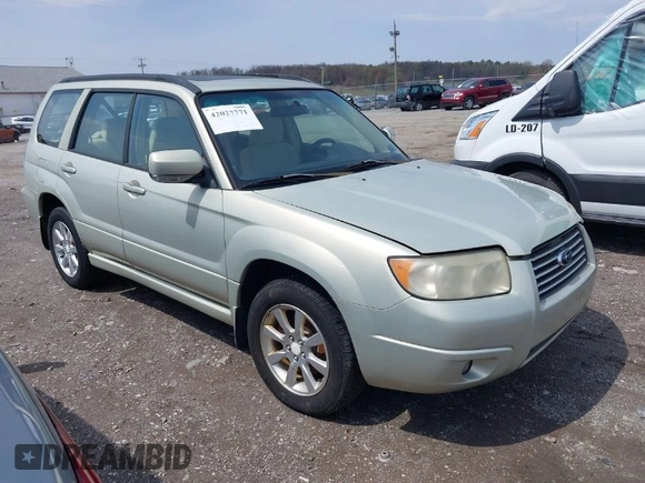 2007 Subaru Forester X w/Premium Pkg with VIN JF1SG656X7H710030, listed as a IAAI auction lot 42027771 with 201,433 mi miles. Bid and sale history available at carsss.com. Image 1.