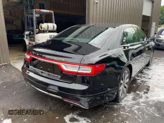 2017 Lincoln Continental Livery with VIN 1LN6L9HK3H5603871, listed as a Copart auction lot 80023534 with 96,640 mi miles and Clean Title. Bid and sale history available at carsss.com. Image 4.