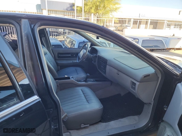1996 Chevrolet Caprice Classic 1SA Special Value Pkg with VIN 1G1BL52PXTR153484, listed as a Copart auction lot 78283904 with NaN miles and Clean Title. Bid and sale history available at carsss.com. Image 5.