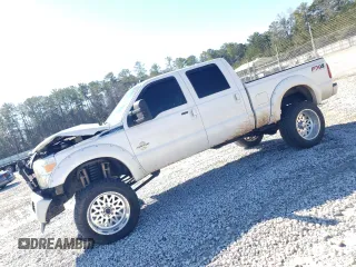 2012 Ford Super Duty F-250 SRW XL with VIN 1FT7W2BT2CEC80401, listed as a Copart auction lot 43521745 with 181,894 mi miles and Salvage Title. Bid and sale history available at carsss.com. Image 1.