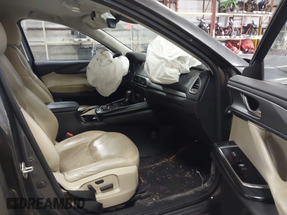 2019 Mazda CX-9 Touring with VIN JM3TCBCY3K0305147, listed as a IAAI auction lot 41676425 with 104,265 mi miles and . Bid and sale history available at carsss.com. Image 5.