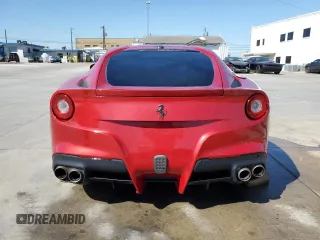 2013 Ferrari F12 z VIN ZFF74UFA7D0193622, wystawiony jako Copart lot #73031694 z przebiegiem Nie podano mil oraz Szkody całkowita. Historia ofert i sprzedaży dostępna na DreamBid. Obrazek 6.