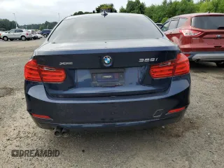 2013 BMW 3 Series 328i xDrive z VIN WBA3B5C59DF596737, wystawiony jako Copart lot #64433395 z przebiegiem 76 417 mil mil oraz Czysty tytuł • Clean title. Historia ofert i sprzedaży dostępna na DreamBid. Obrazek 6.