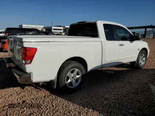 2004 Nissan Titan SE z VIN 1N6AA06AX4N578176, wystawiony jako Copart lot #60174465 z przebiegiem 202 545 mil mil oraz Szkoda całkowita • Salvage title. Historia ofert i sprzedaży dostępna na DreamBid. Obrazek 3.