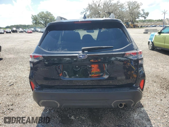 2025 Subaru Forester Limited with VIN JF2SLDRC7SH430604, listed as a Copart auction lot 60880675 with 5,076 mi miles and Salvage title. Bid and sale history available at DreamBid. Image 6.