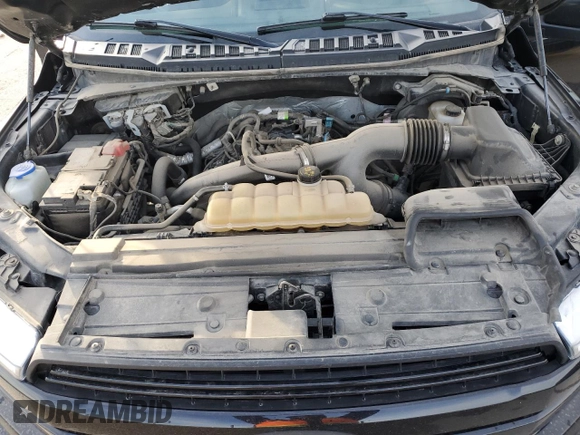 2019 Ford F-150 XL z VIN 1FTEW1EP6KFB40117, wystawiony jako Copart lot #51118595 z przebiegiem 103 964 mil mil oraz Szkoda całkowita • Salvage title. Historia ofert i sprzedaży dostępna na DreamBid. Obrazek 11.