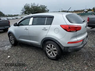 2016 Kia Sportage LX with VIN KNDPB3AC0G7818719, listed as a Copart auction lot 45762365 with 180,283 mi miles and Salvage Title. Bid and sale history available at carsss.com. Image 2.