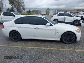 2007 BMW 3 Series 328i with VIN WBAVC53517FZ77136, listed as a IAAI auction lot 41799066 with 178,362 mi miles and . Bid and sale history available at carsss.com. Image 13.