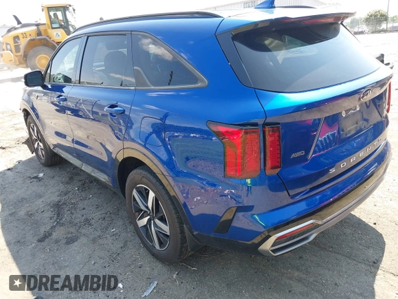 2021 Kia Sorento EX with VIN 5XYRHDLF9MG057885, listed as a IAAI auction lot 42409576 with 45,867 mi miles and . Bid and sale history available at DreamBid. Image 3.