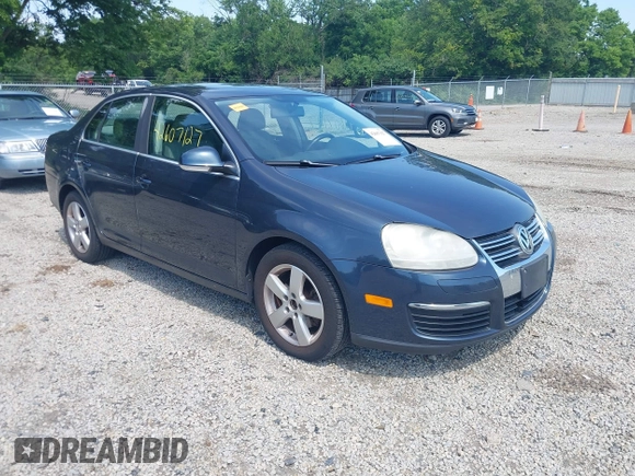 2008 Volkswagen Jetta SE with VIN 3VWRM71K48M020892, listed as a IAAI auction lot 42607127 with 212,290 mi miles and . Bid and sale history available at DreamBid. Image 1.