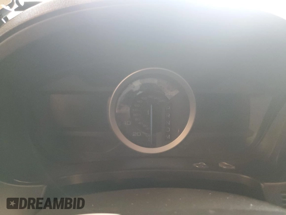 2013 Ford Explorer XLT z VIN 1FM5K8D84DGB97584, wystawiony jako Copart lot #56064825 z przebiegiem Nie podano mil oraz Szkoda całkowita • Salvage title. Historia ofert i sprzedaży dostępna na DreamBid. Obrazek 9.