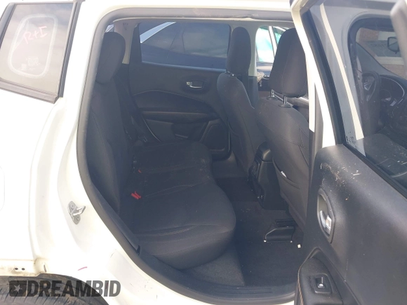 2018 Jeep Compass Sport с VIN 3C4NJCABXJT123085, выставлен на аукционе IAAI как лот 42321682 с пробегом 96 813 миль миль и . История ставок и продаж доступна на DreamBid. Изображение 8.