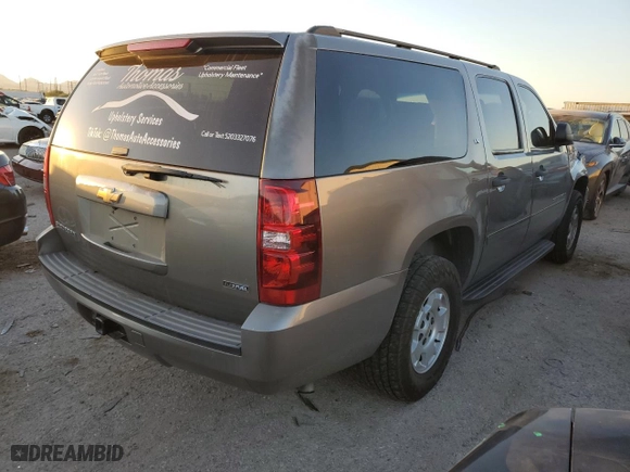 2009 Chevrolet Suburban LS with VIN 1GNFC16089R225359, listed as a Copart auction lot 76146434 with 205,749 mi miles and Salvage Title. Bid and sale history available at carsss.com. Image 3.