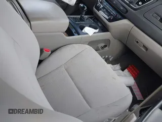 2016 Kia Sedona LX with VIN KNDMB5C19G6087692, listed as a IAAI auction lot 41187134 with 1 mi miles. Bid and sale history available at carsss.com. Image 5.