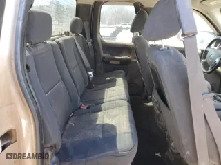 2009 GMC Sierra 1500 SLE with VIN 2GTEK290391127177, listed as a Copart auction lot 49783205 with 302,869 mi miles and Clean Title. Bid and sale history available at carsss.com. Image 10.