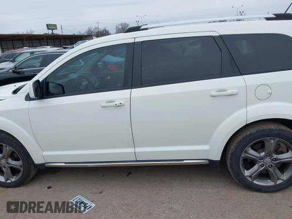 2016 Dodge Journey Crossroad Plus z VIN 3C4PDCGB9GT148592, wystawiony jako IAAI lot #41637712 z przebiegiem 145 662 mil mil oraz . Historia ofert i sprzedaży dostępna na DreamBid. Obrazek 14.