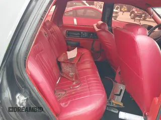 1994 Chevrolet Caprice LS z VIN 1G1BN52PXRR153486, wystawiony jako IAAI lot #42385035 z przebiegiem Nie podano mil oraz . Historia ofert i sprzedaży dostępna na DreamBid. Obrazek 8.
