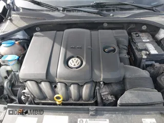 2013 Volkswagen Passat SEL Premium z VIN 1VWCP7A39DC045689, wystawiony jako IAAI lot #41903244 z przebiegiem 199 385 mil mil oraz . Historia ofert i sprzedaży dostępna na DreamBid. Obrazek 10.