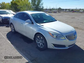 2016 Buick Regal Premium II with VIN 2G4GS5GX7G9198967, listed as a IAAI auction lot 40640596 with 86,909 mi miles and . Bid and sale history available at carsss.com. Image 1.