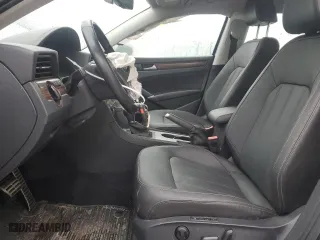 2020 Volkswagen Passat 2.0T SEL with VIN 1VWCA7A31LC021306, listed as a Copart auction lot 44201725 with 34,006 mi miles and Salvage Title. Bid and sale history available at carsss.com. Image 7.
