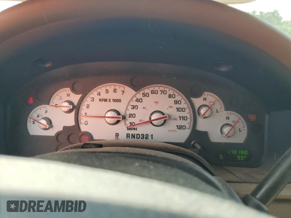 2004 Mercury Mountaineer Convenience with VIN 4M2ZU86K84UJ14100, listed as a Copart auction lot 62546425 with 178,180 mi miles and Salvage title. Bid and sale history available at DreamBid. Image 9.