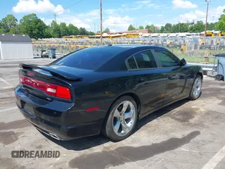 2012 Dodge Charger RT with VIN 2C3CDXCT2CH120421, listed as a IAAI auction lot 42196184 with 172,701 mi miles and . Bid and sale history available at carsss.com. Image 4.