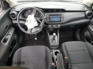 2023 Nissan Kicks S z VIN 3N1CP5BV2PL494540, wystawiony jako Copart lot #55068575 z przebiegiem 26 782 mil mil oraz Szkoda całkowita • Salvage title. Historia ofert i sprzedaży dostępna na DreamBid. Obrazek 8.