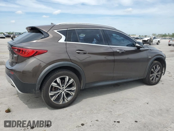 2017 Infiniti QX30 Premium with VIN SJKCH5CR5HA019904, listed as a Copart auction lot 54237285 with 190,348 mi miles and Salvage title. Bid and sale history available at DreamBid. Image 3.