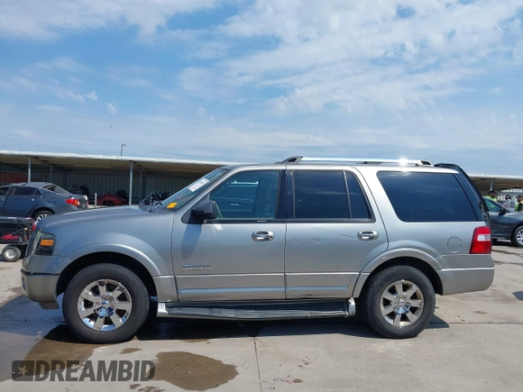 2008 Ford Expedition Limited with VIN 1FMFU19568LA41130, listed as a IAAI auction lot 42485255 with 200,089 mi miles and . Bid and sale history available at DreamBid. Image 14.