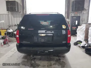 2007 Chevrolet Suburban LT with VIN 3GNFC16067G318779, listed as a IAAI auction lot 41560427 with 209,104 mi miles. Bid and sale history available at carsss.com. Image 17.