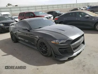 2019 Ford Mustang GT z VIN 1FA6P8CF3K5130158, wystawiony jako Copart lot #47542725 z przebiegiem 86 721 mil mil oraz Szkody całkowita. Historia ofert i sprzedaży dostępna na DreamBid. Obrazek 4.