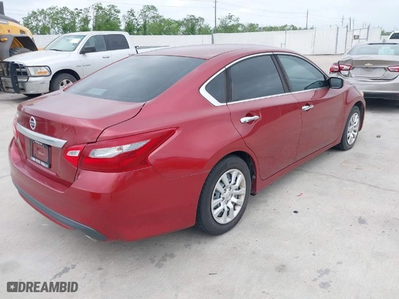 2016 Nissan Altima 2.5 SR with VIN 1N4AL3AP3GN320151, listed as a IAAI auction lot 41956504 with 114,607 mi miles. Bid and sale history available at carsss.com. Image 4.