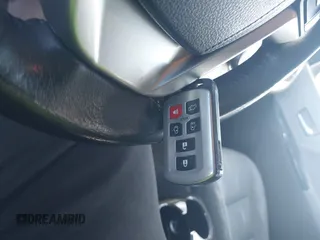 2017 Toyota Sienna XLE Auto Access Seat с VIN 5TDYZ3DC9HS805907, выставлен на аукционе IAAI как лот 41548808 с пробегом 131 607 миль миль и . История ставок и продаж доступна на DreamBid. Изображение 11.