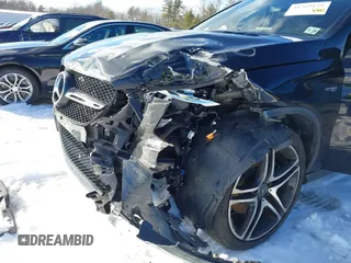 2019 Mercedes-Benz GLE 43 AMG z VIN 4JGED6EB2KA136193, wystawiony jako IAAI lot #41569175 z przebiegiem 59 970 mil mil oraz . Historia ofert i sprzedaży dostępna na DreamBid. Obrazek 6.