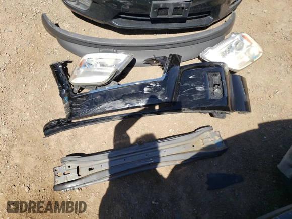 2015 GMC Terrain SLE z VIN 2GKFLVEK4F6194951, wystawiony jako Copart lot #57240185 z przebiegiem 59 345 mil mil oraz Szkoda całkowita • Salvage title. Historia ofert i sprzedaży dostępna na DreamBid. Obrazek 12.