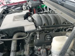 2017 Chevrolet Tahoe LS с VIN 1GNSCAKC7HR260133, выставлен на аукционе IAAI как лот 42543517 с пробегом 146 343 миль миль и . История ставок и продаж доступна на DreamBid. Изображение 19.