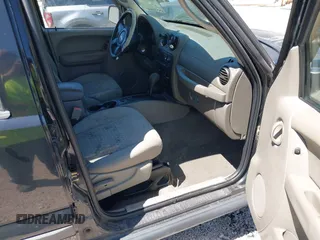 2007 Jeep Liberty Sport with VIN 1J4GL48K37W520729, listed as a IAAI auction lot 42072490 with 115,095 mi miles. Bid and sale history available at carsss.com. Image 5.