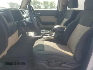 2006 Hummer H3 z VIN 5GTDN136368150535, wystawiony jako Copart lot #59141405 z przebiegiem 102 026 mil mil oraz Czysty tytuł • Clean title. Historia ofert i sprzedaży dostępna na DreamBid. Obrazek 7.