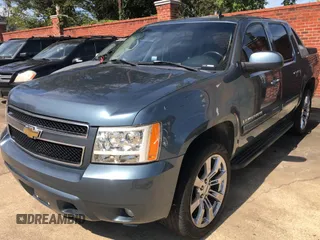 2008 Chevrolet Avalanche LTZ with VIN 3GNFK12368G179855, listed as a Copart auction lot 74753294 with 236,884 mi miles and Clean Title. Bid and sale history available at carsss.com. Image 2.