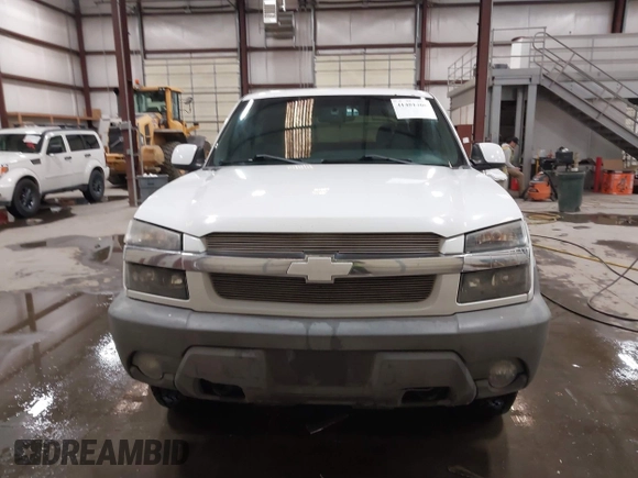 2002 Chevrolet Avalanche z VIN 3GNEC13T92G131605, wystawiony jako IAAI lot #41481400 z przebiegiem Nie podano mil oraz . Historia ofert i sprzedaży dostępna na DreamBid. Obrazek 12.